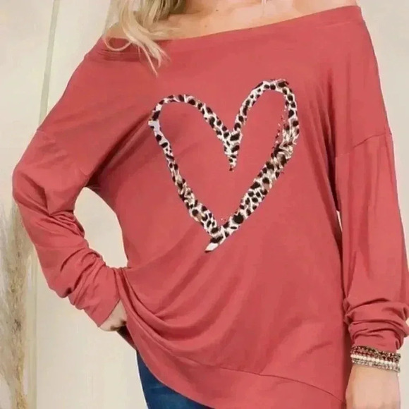 Off Shoulder Leopard Heart Tunic - Picture 2 of 2